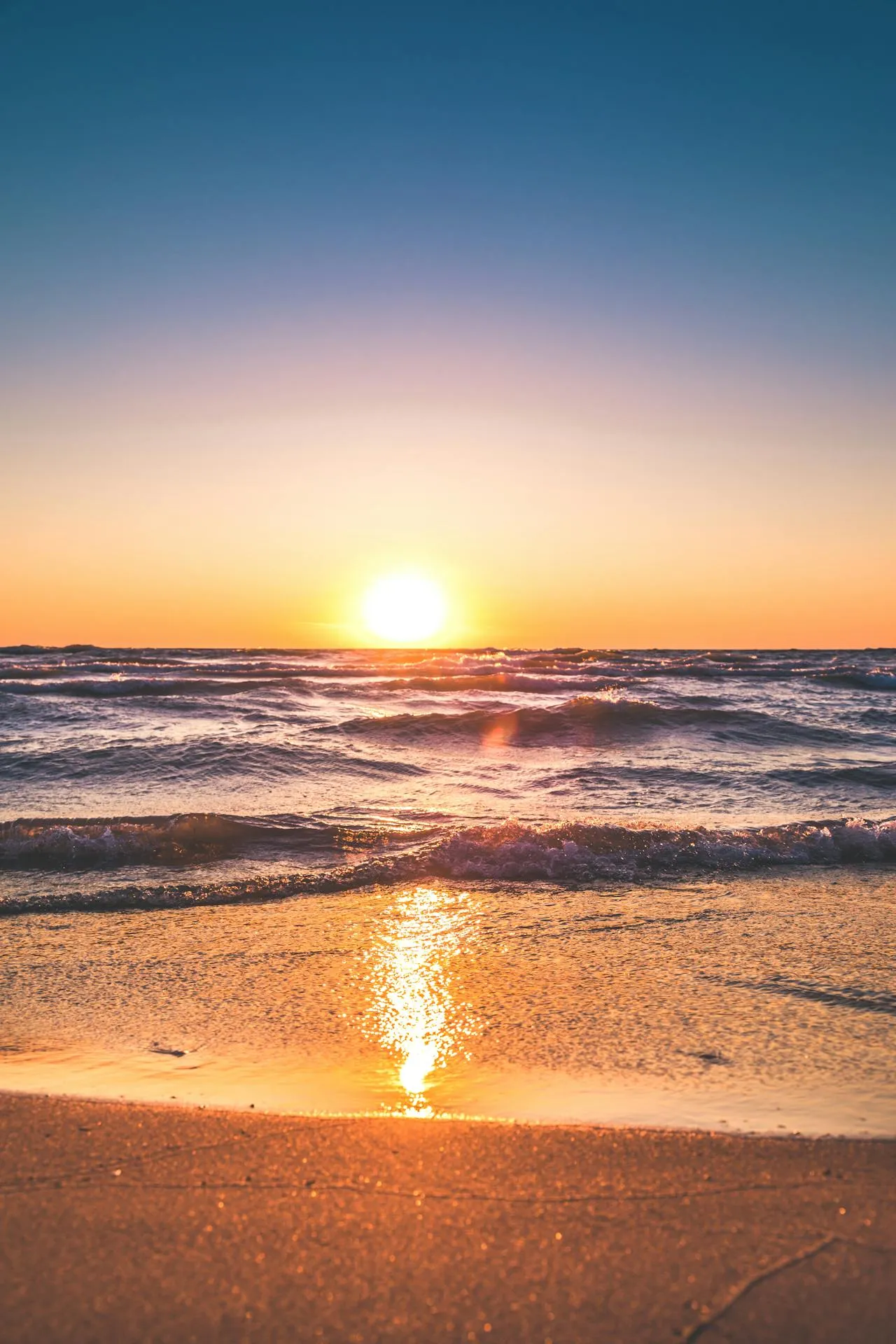 Golden beach at sunset in the Nelson Tasman region of New Zealand